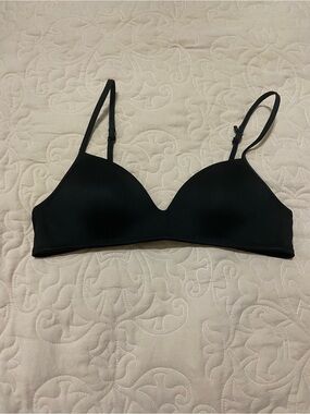 Calvin Klein Black Wireless T-Shirt Bra Size 34A